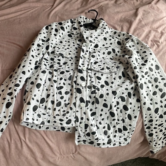101 Dalmatians Jacket - Picture 2 of 5